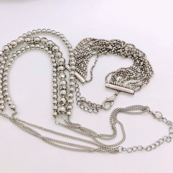 Modern Vintage Metallic Silver Necklace & Bracelet - Picture 4 of 12